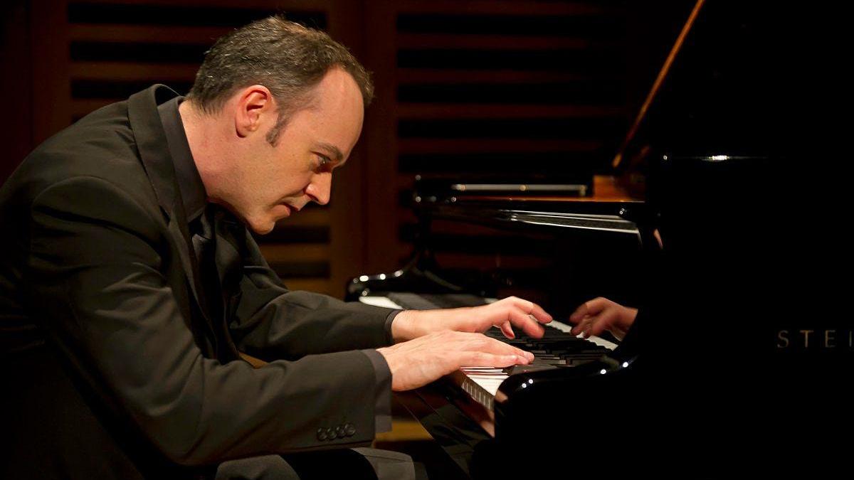 Leon McCawley | PORTICO